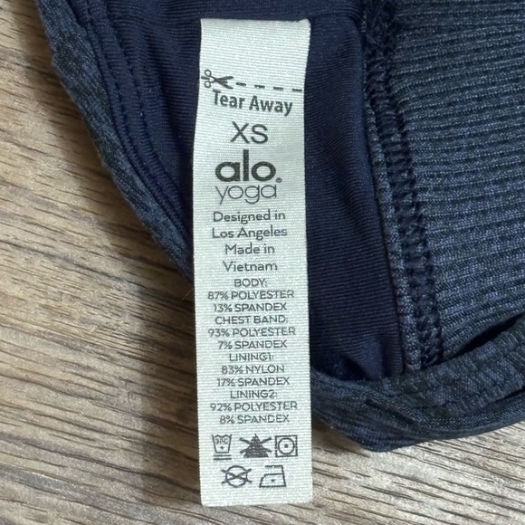 Alo Yoga Alosoft Lavish Bra & High-Waist Alosoft Lounge Leggings | Size XS - Picture 4 of 13
